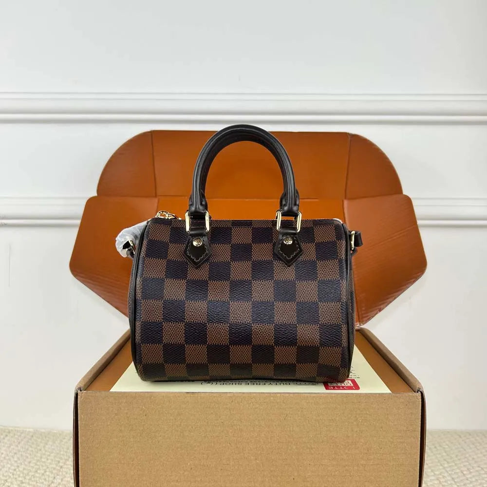Designer Bag Makeup Bag Luxury Cosmetic Bag High Quality Women'S Handbag Purse Cowhide Travel Storage Bag Toiletry Bag Mini Brown Vanity Bag Designer Cosmetic Bag